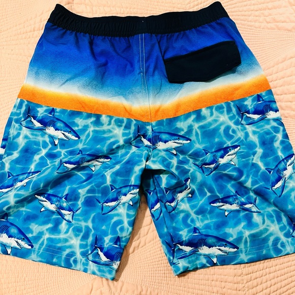 Wonder Nation beach short for kids Size LG 10/12 - Picture 2 of 4